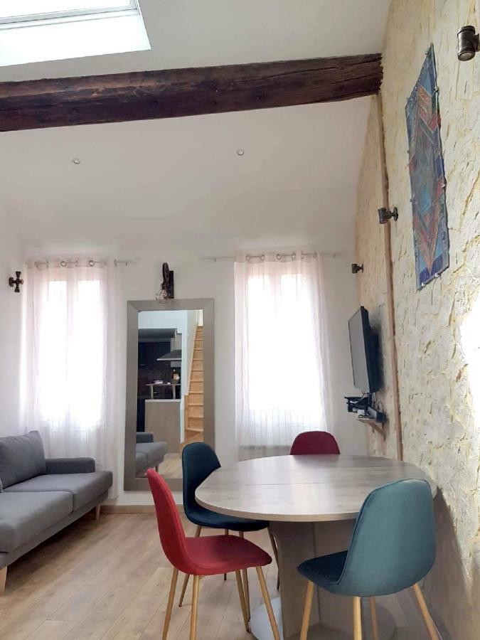 Capitaine Pirrodi Apartment ลาซิโอตาต์ ภายนอก รูปภาพ
